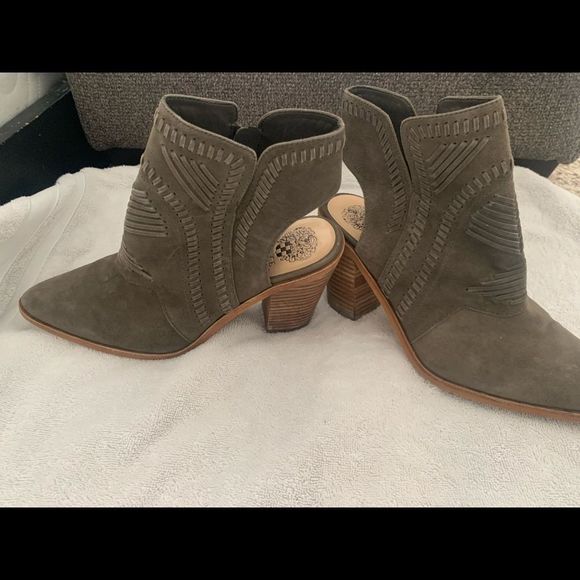 Vince Camuto grey suede Binks - Picture 2 of 5